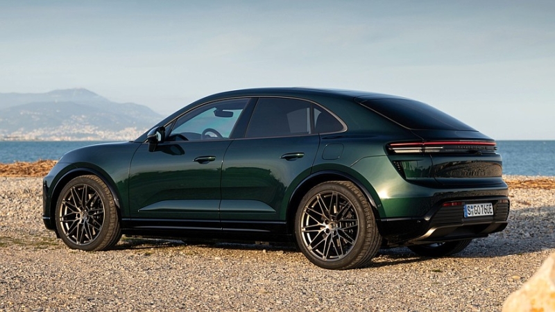 Преемник бензинового Porsche Macan появится в 2028 году и получит другое имя